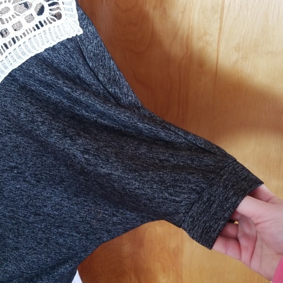 Top - Picture 3 of 5